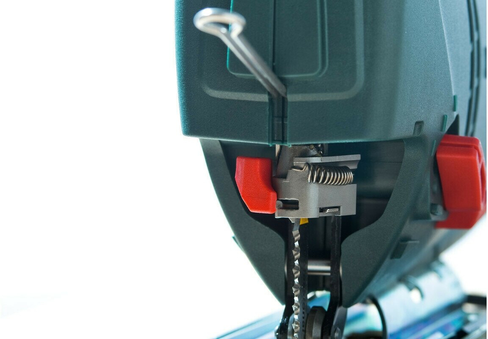 Электролобзик Metabo STEB 70 Quick кейс, 570 Вт черный