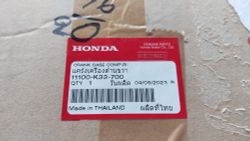 11100-K33-700. CRANKCASE COMP., R.. HONDA