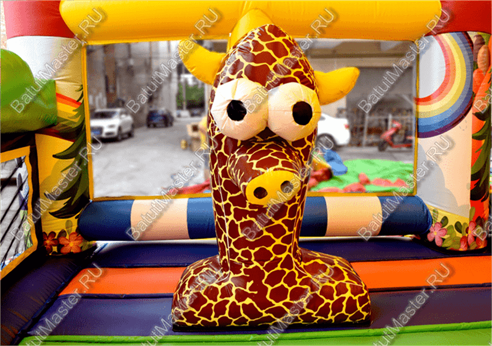 Надувной батут "Зверята с крышей 3" со скалодромом, 13*8*6 м