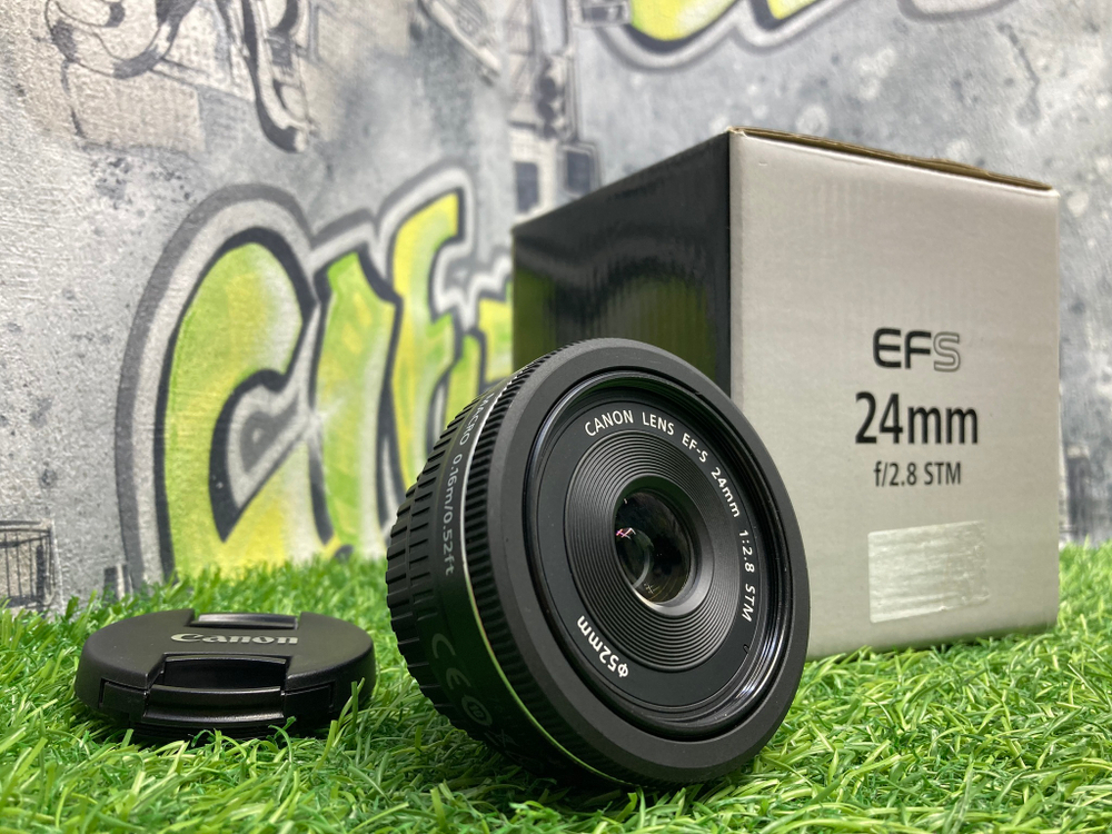 Canon EF-S 24mm 2.8 STM
