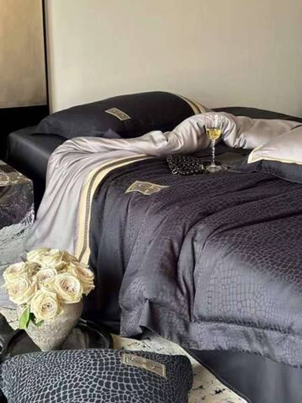 Комплект постельного белья Yves Saint Laurent