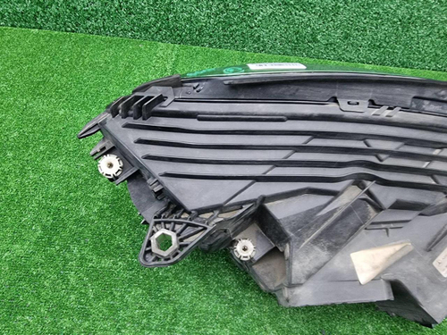 Фара левая Mercedes GLC X253 (2015-2019) LED