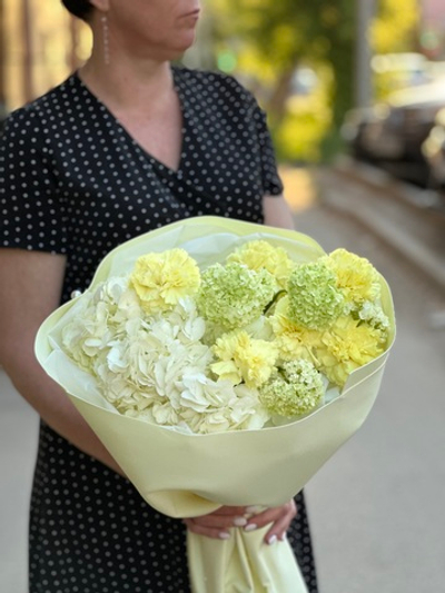 Авторский букет цветов "Эшли"