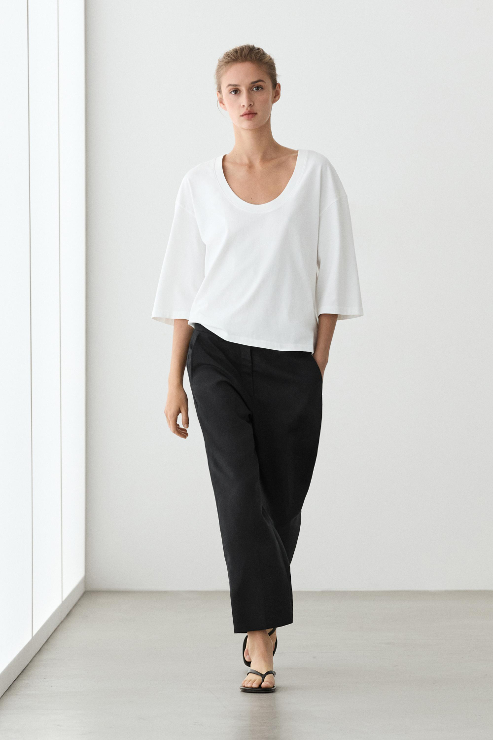 Massimo Dutti Зауженные брюки капри, черный
