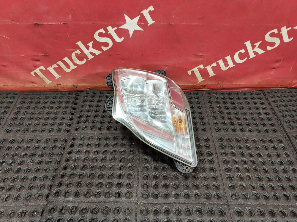 Фара левая 2021г