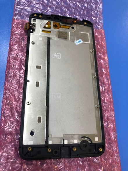 Дисплей в сборе с тачскрином и рамкой чёрный для Nokia Lumia 640 XL