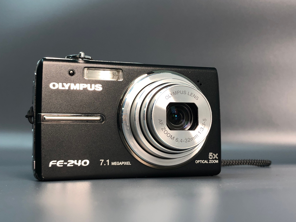 Olympus FE-240