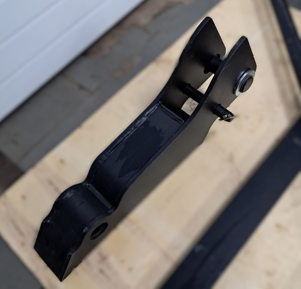 Вилы откидные паллетные Impuls PF2000 на ковш JCB 3CX/4CX