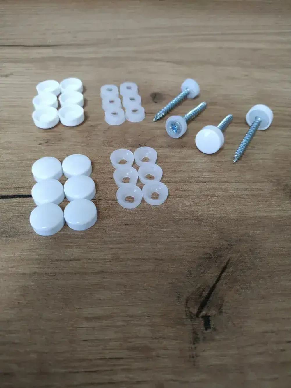 Декоративный колпачок для самореза белый 10 штук