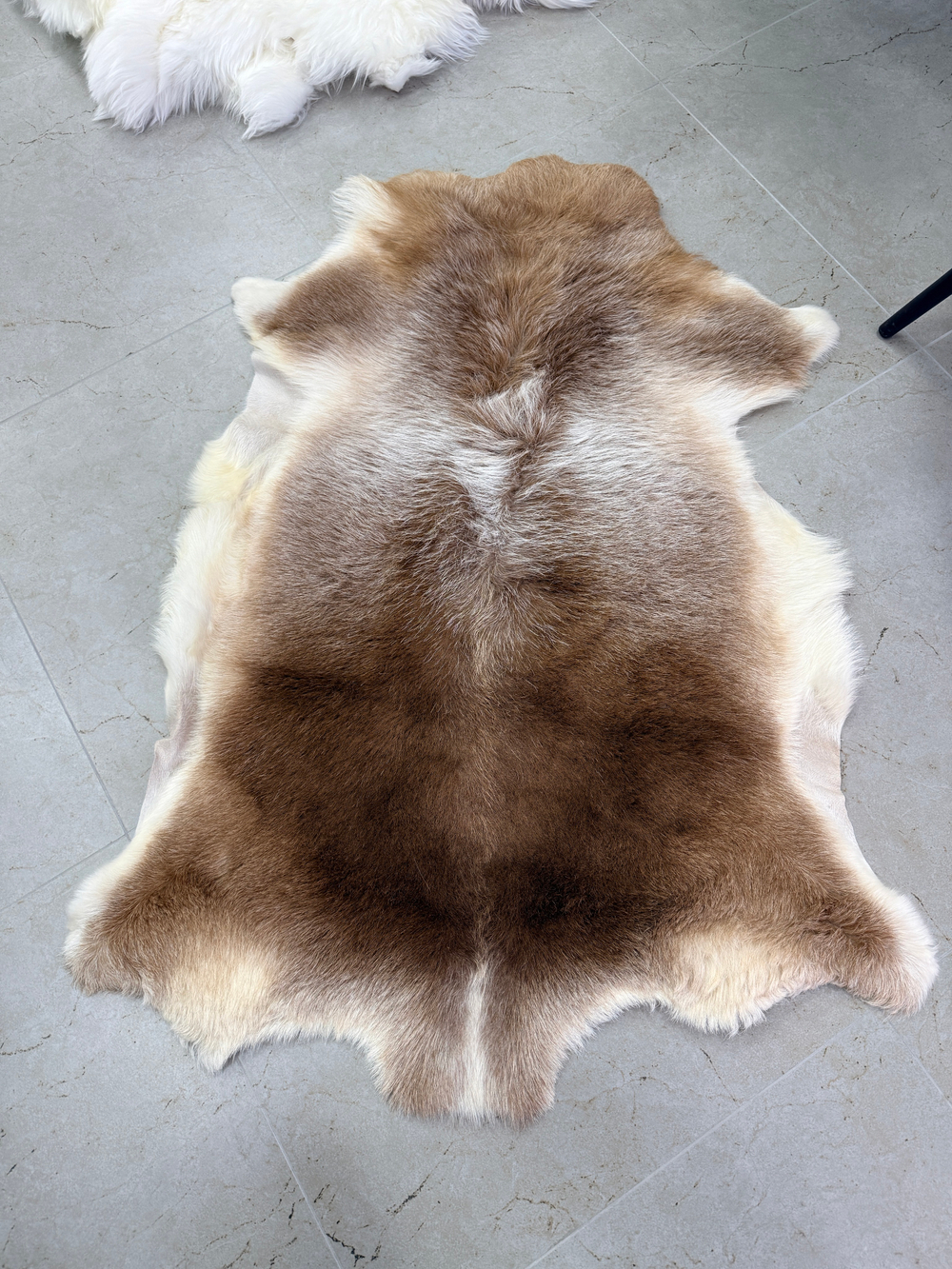 Шкура коврик меховой прикроватный овчина, 120х65 см.