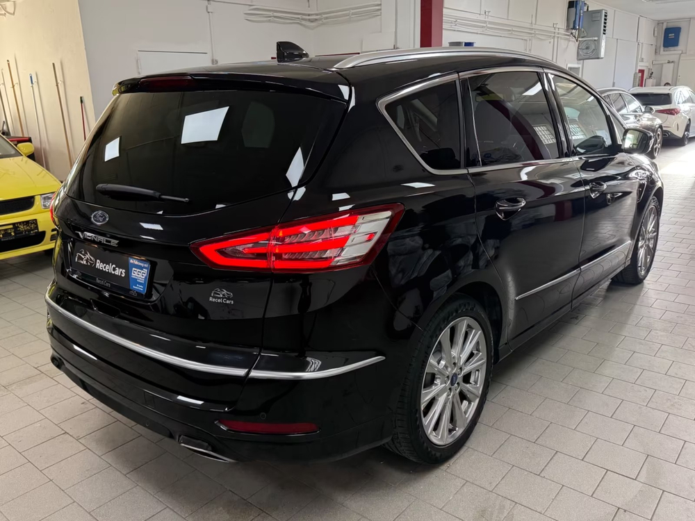Ford S-Max Vignale