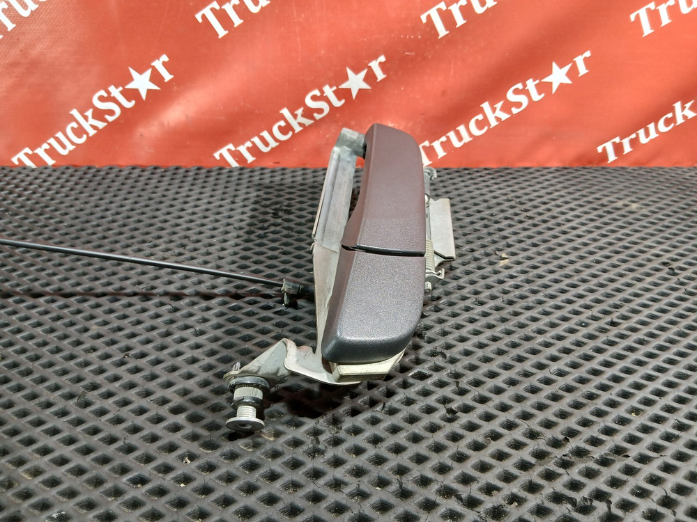 Ручка двери наружная правая