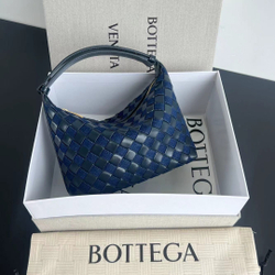 Bottega Veneta Mini Wallace 20 cm