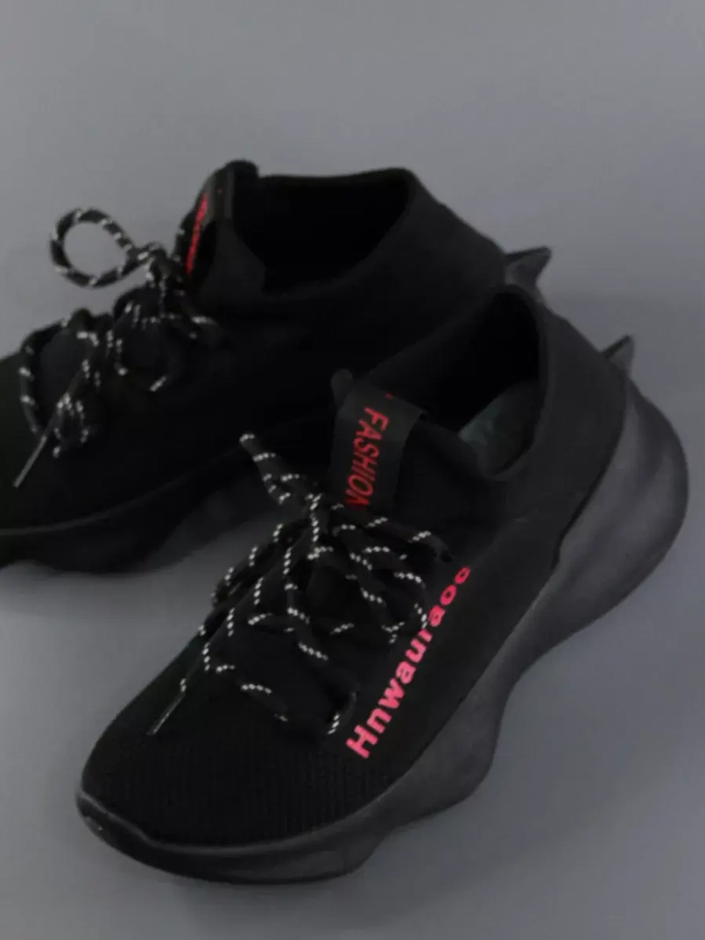 Кроссовки Изики - Yeezy boost- черные