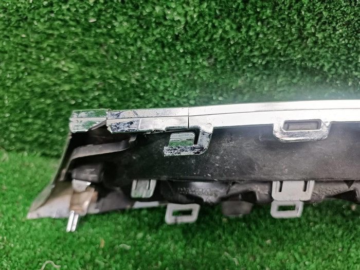 Решетка радиатора KIA Rio 4 X-Line (2017-2020)