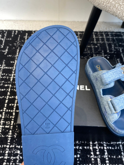 Chanel Slide