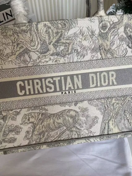 Сумка Dior Book Tote серый