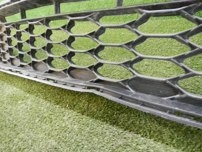 Решетка переднего бампера Kia Ceed 3 (2018-2021)