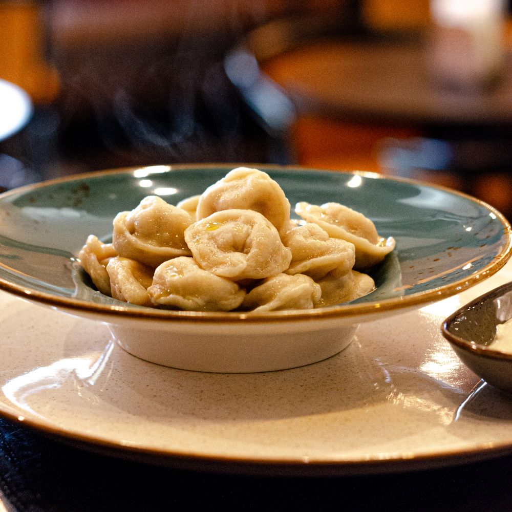 Пельмени домашние со сметаной