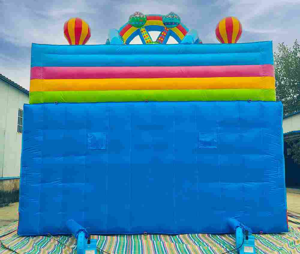 Коммерческий надувной батут «Парк развлечений», 14*6*7 м.