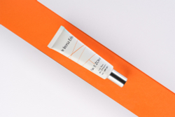 Dr Irena Eris Face Zone - Тонирующий крем против морщин, выравнивающий тон SPF 50+, 30 ml