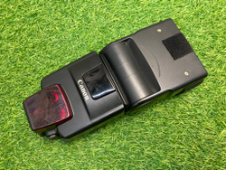 Canon Speedlite 550EX