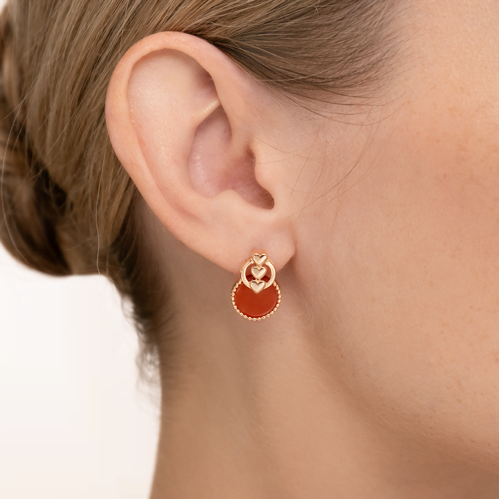 Серьги «Пылкая любовь» с английским замком из красного золота с сердоликом
