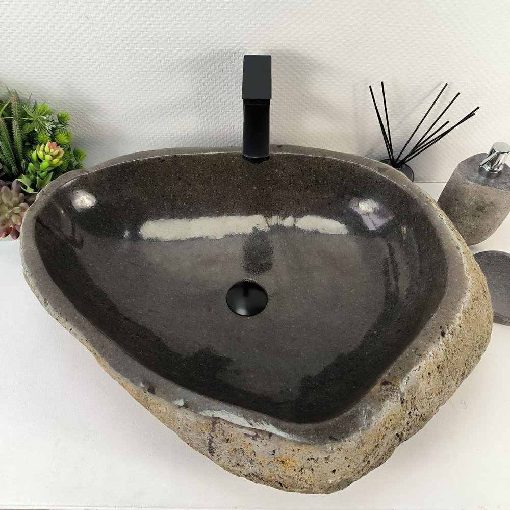 Раковина из речного камня RS-65154 68*52*18 0858