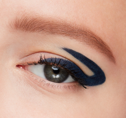 MAC Cosmetics Colour Excess Gel Pencil - водостойкая гелевая подводка для глаз, 0,35 g