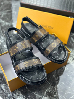 Сандалии Louis Vuitton