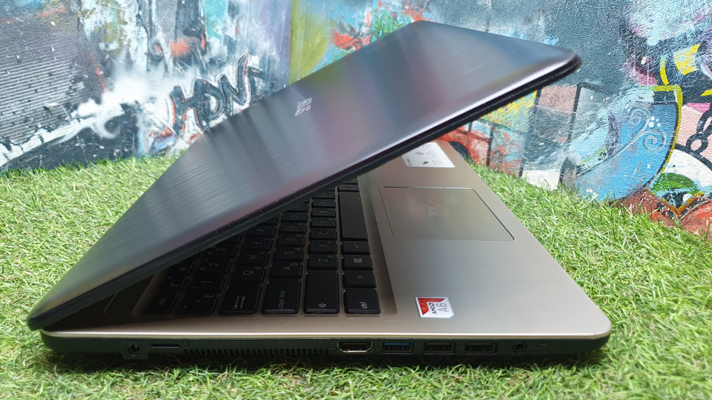 Ноутбук ASUS AMD A6/4Gb/VivoBook F540BA-GQ193T 90nb0iy1-m02360/Windows 10