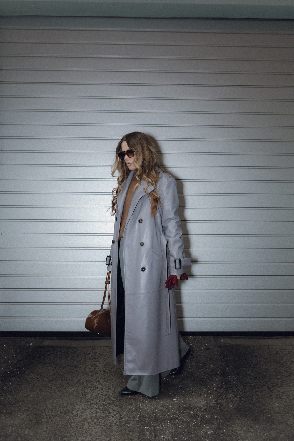 Тренч кожаный серый