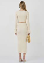 Кроп-топ с рукавами