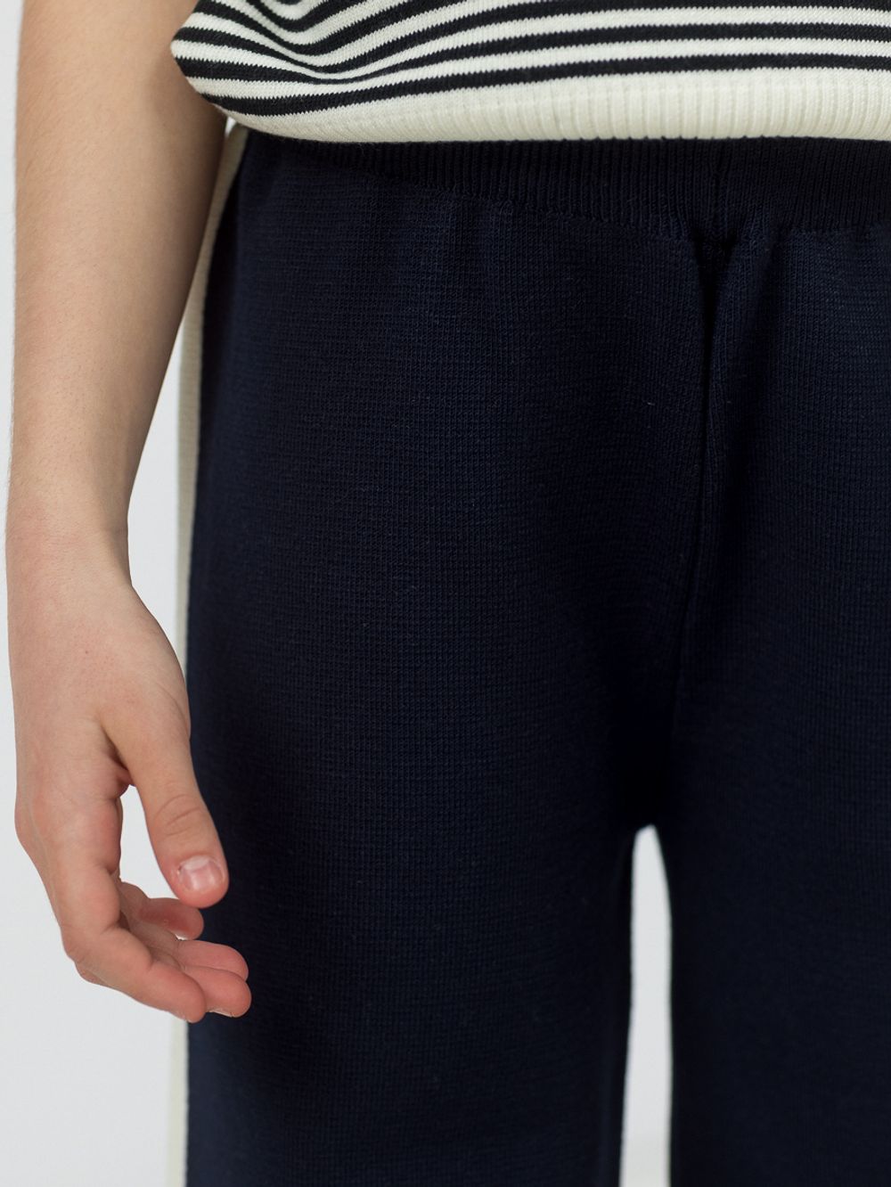 Брюки для девочки синий АТ570-1