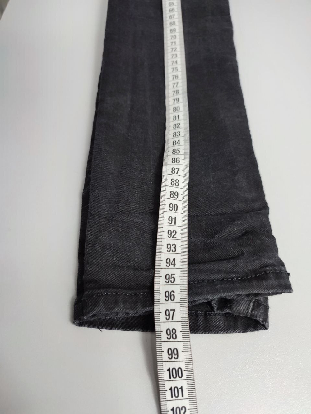 Джинсы Colin's темные 40 размер