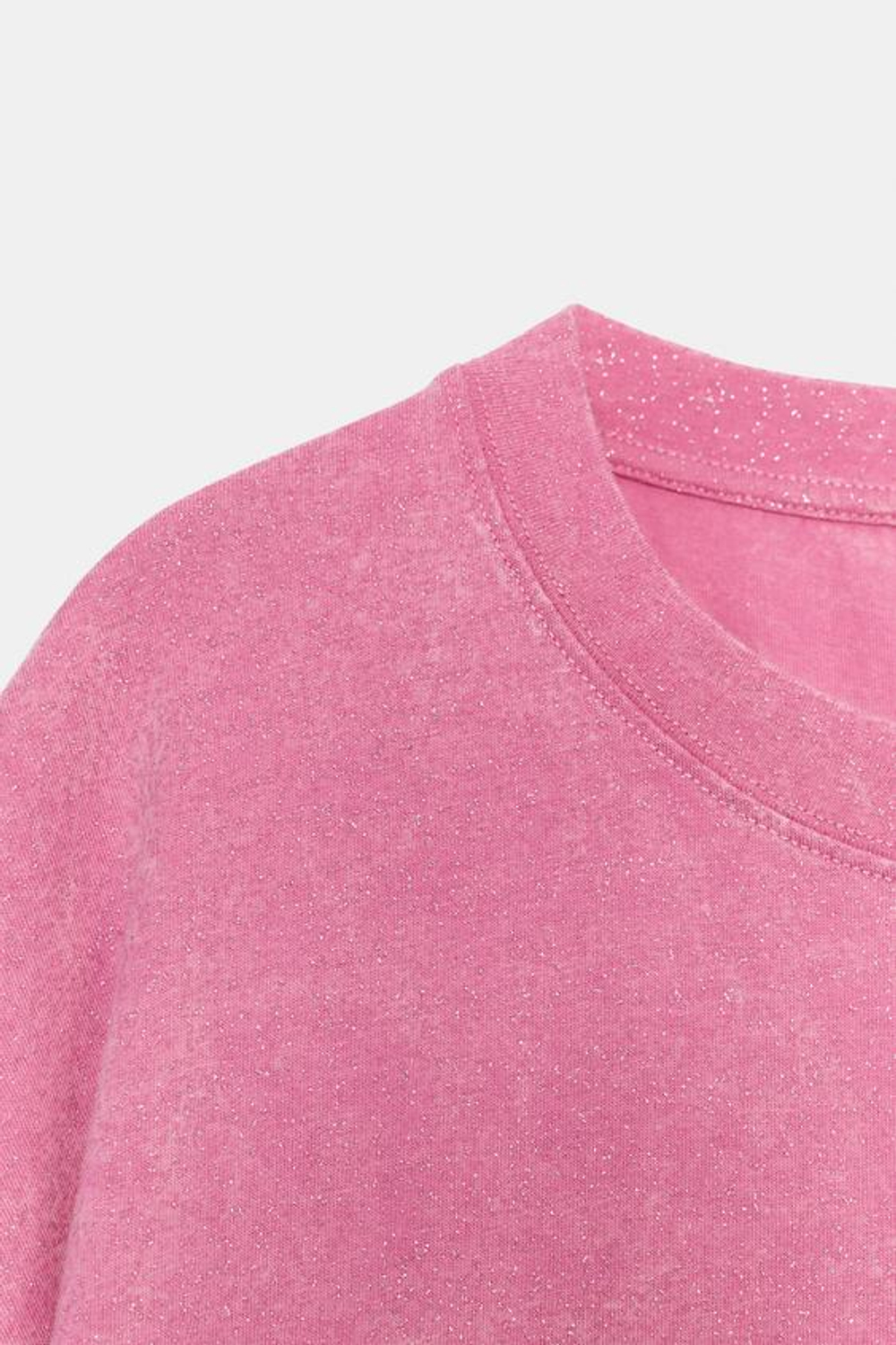ZARA ФУТБОЛКА С ЭФФЕКТОМ ПОТЕРТОСТИ И БЛЕСТКАМИ, РОЗОВЫЙ
