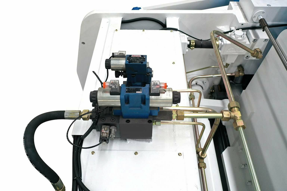 Листогибочные гидравлические прессы с ЧПУ контроллером MetalTec TP10S HBM
