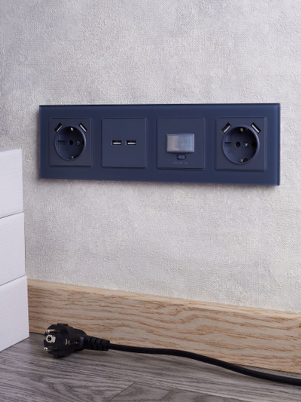 BRITE Розетка USB A+A 5В 3,1А РЮ10-1-БрМ маренго IEK