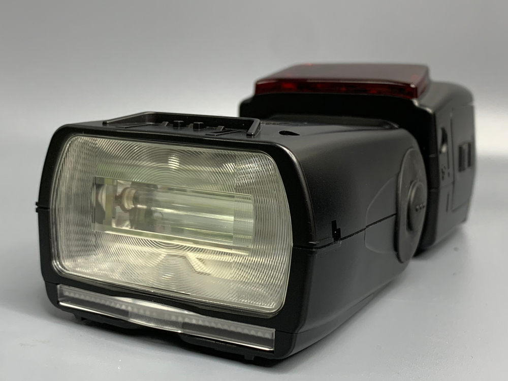 Nikon Speedlight SB-700