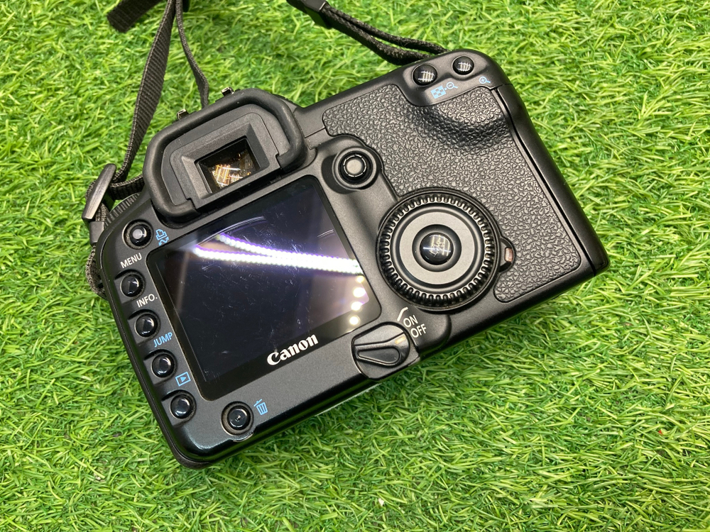 Canon EOS 30D Body