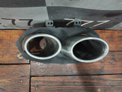 Насадка глушителя левая Geely Tugella 22-нв Б/У Оригинал 6044117700