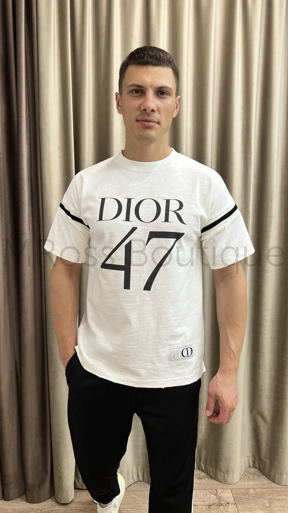 Футболка Dior с принтом 47 на груди