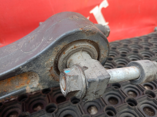 Тяга реактивная поперечная