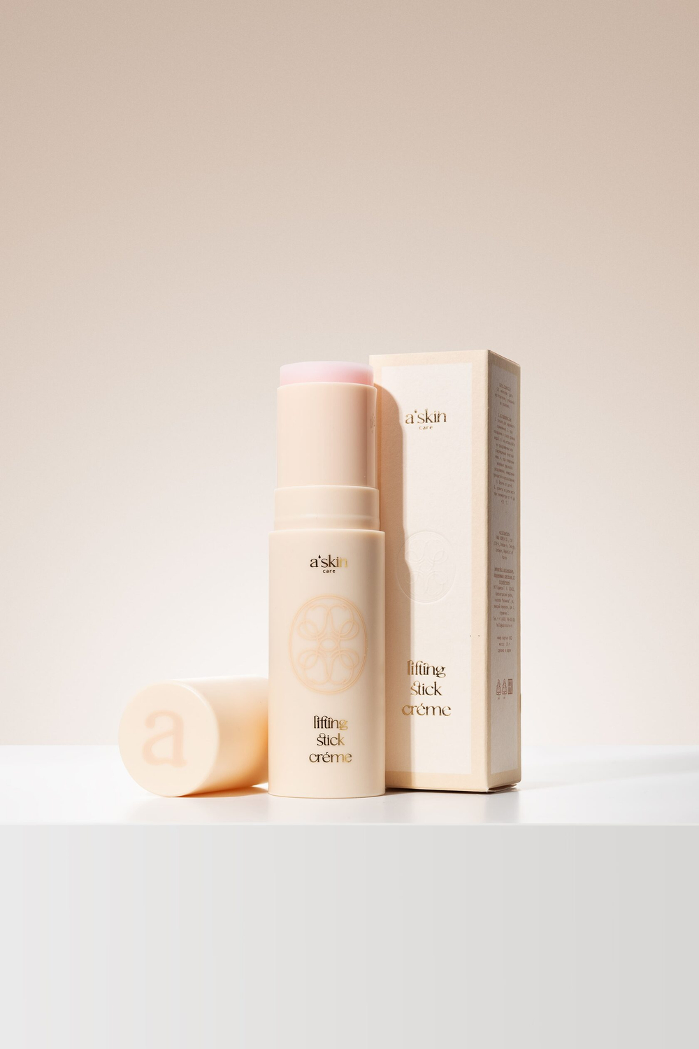 Увлажняющий лифтинг-стик для лица и области вокруг глаз