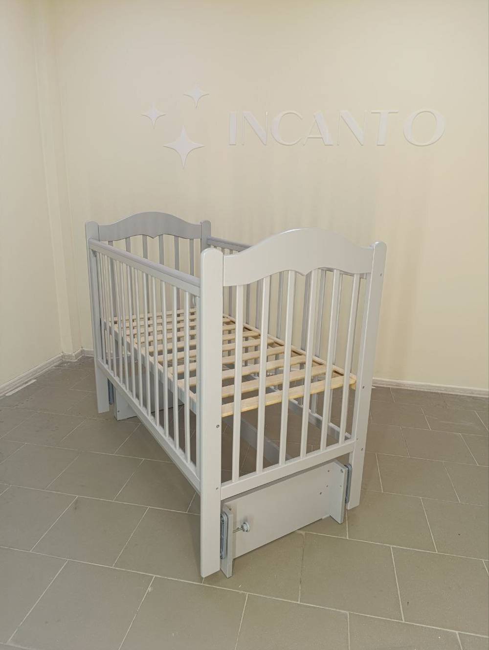 Кроватка Incanto SOFI NEW м/универсальный а/стенка, цвет серый
