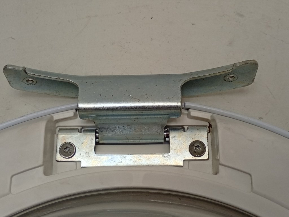 IWSE6125 кт72 Люк в сборе для стиральной машины Indesit IWSE6125 б/у