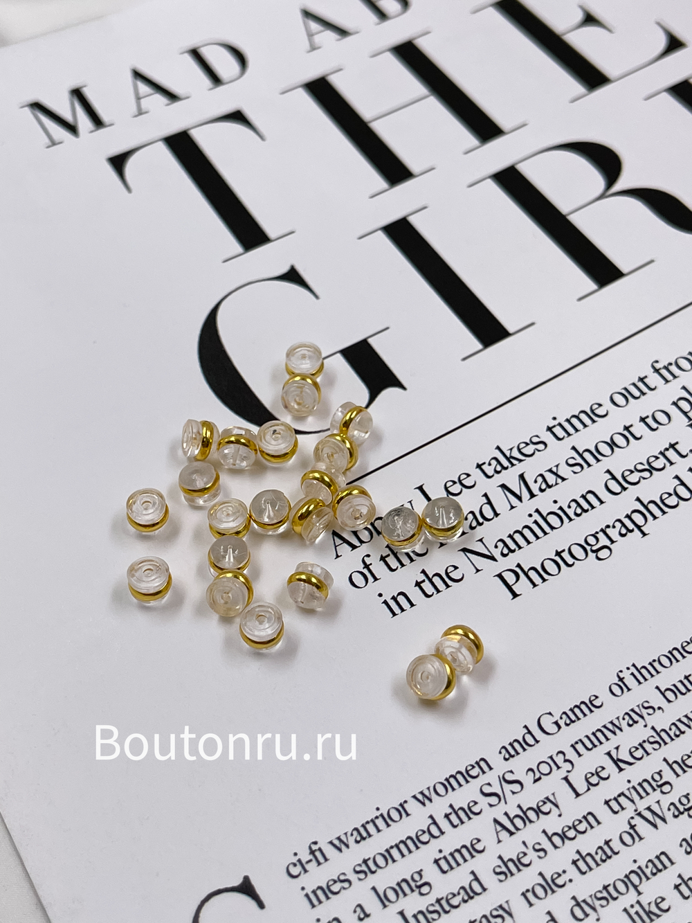 Заглушка для серег с золотистым ободком