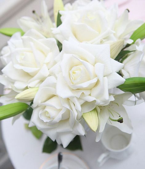 Белые розы и лилии, Cote Noire