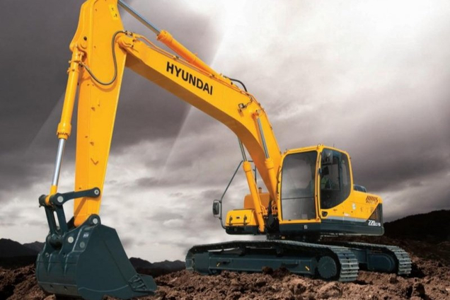 Экскаватор гусеничный hyundai 220