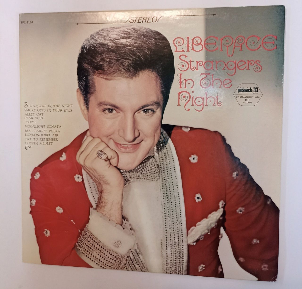Винтажная виниловая пластинка LP Liberace Strangers In The Night (USA 1975)